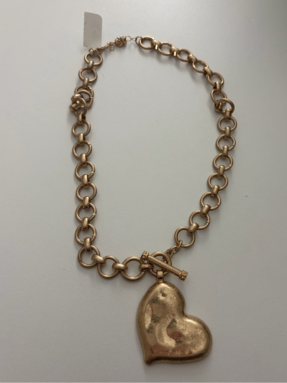 NWT Gold Heart Pendant Necklace